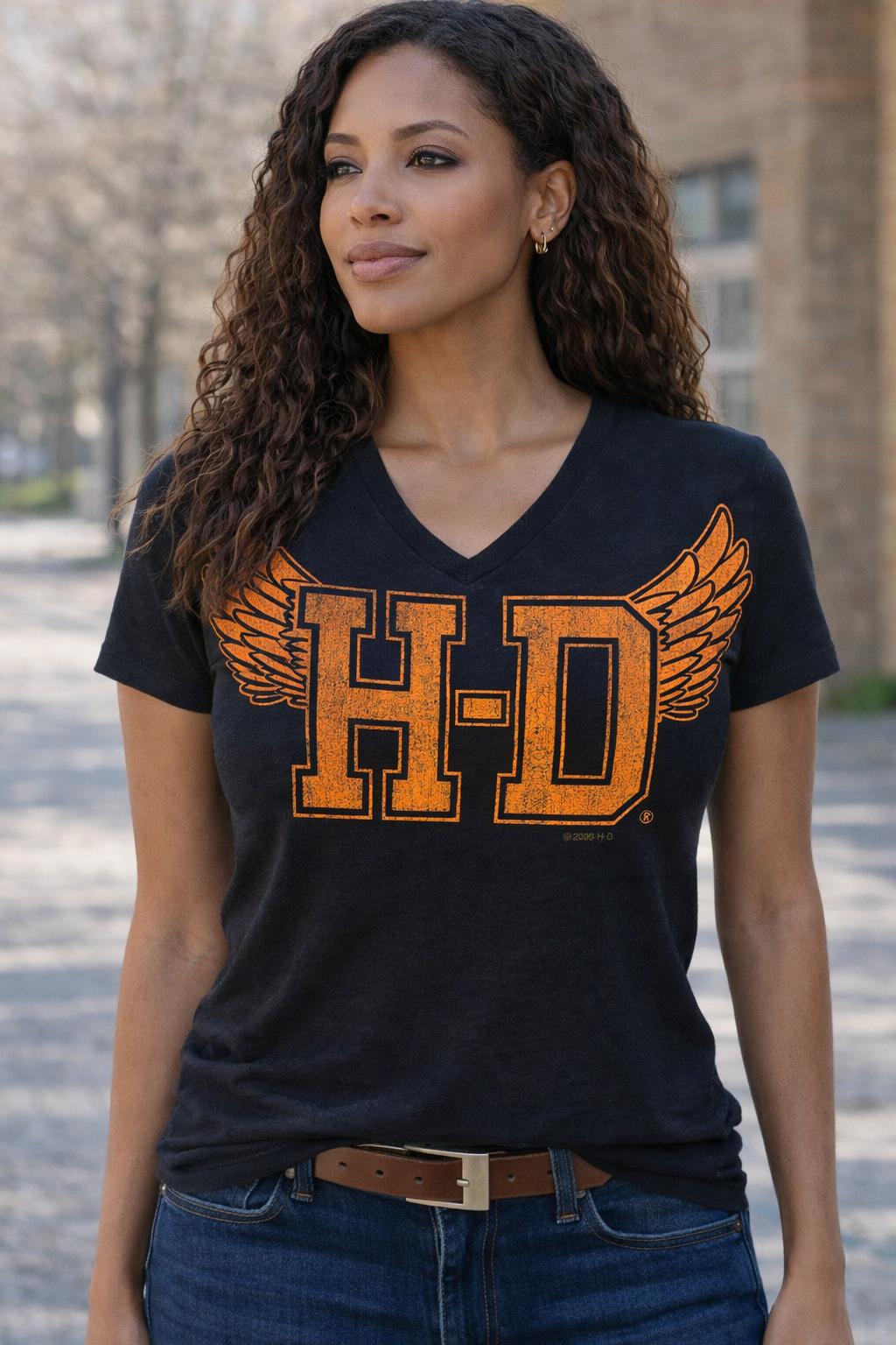 T-SHIRT "COLLEGIATE"